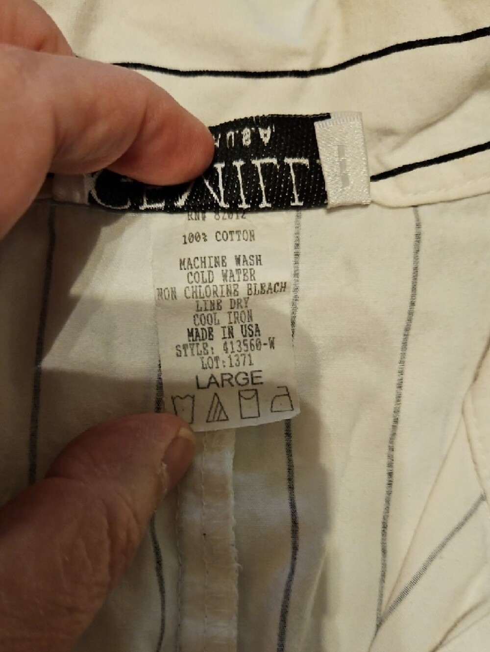 Gemilli Women's White Vertical Stripe Button-Down Shirt - Picture 3 of 3